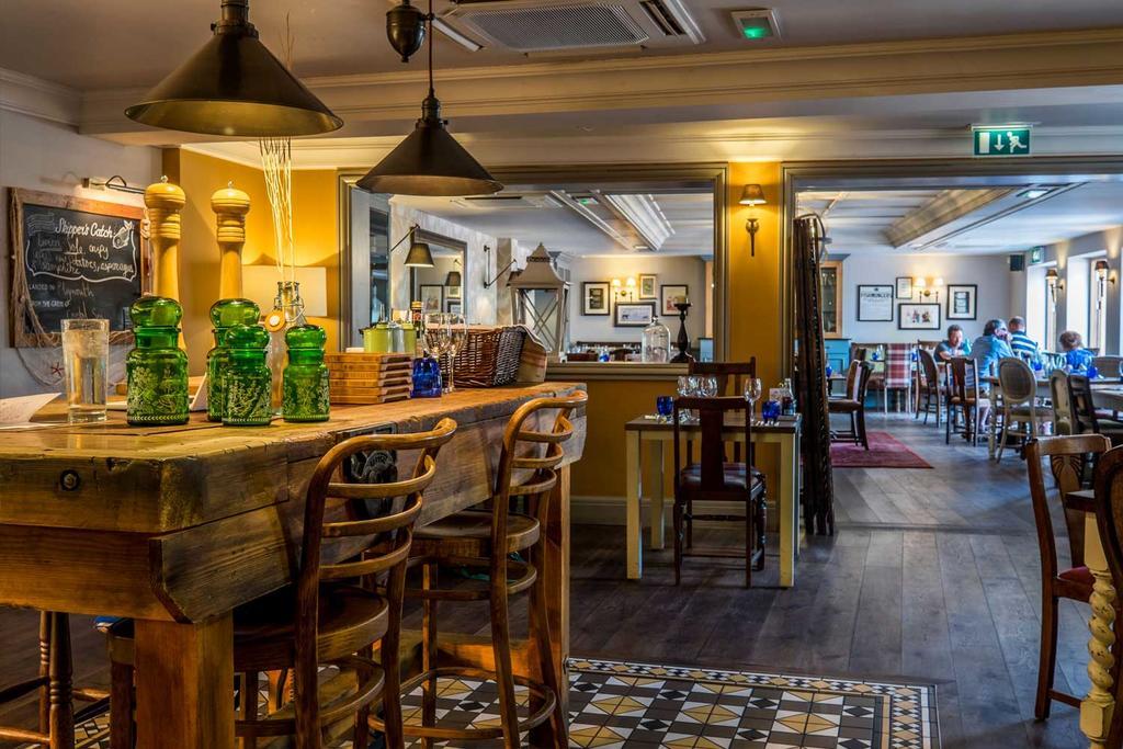 The Foley Hotel Claygate Exterior photo